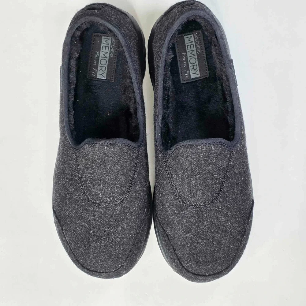 Skechers GOwalk Shoes Women's 11 Black Faux Fur Memory Form Slip On Slippers NEW